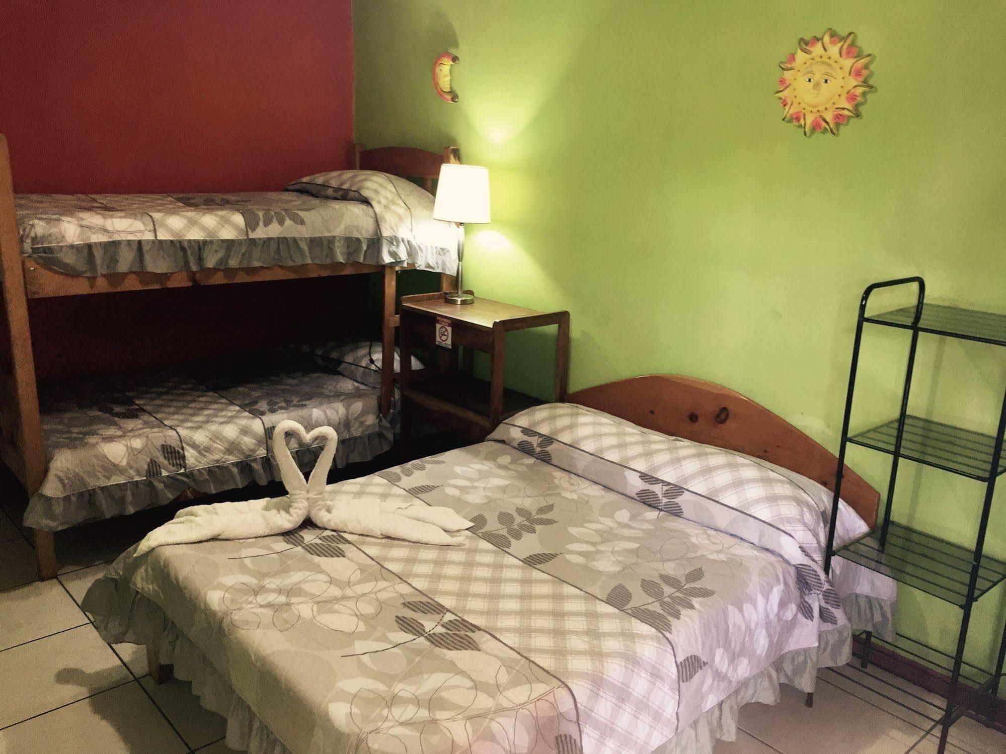 Hotel & Hostel Sloth Backpackers Monteverde Kültér fotó