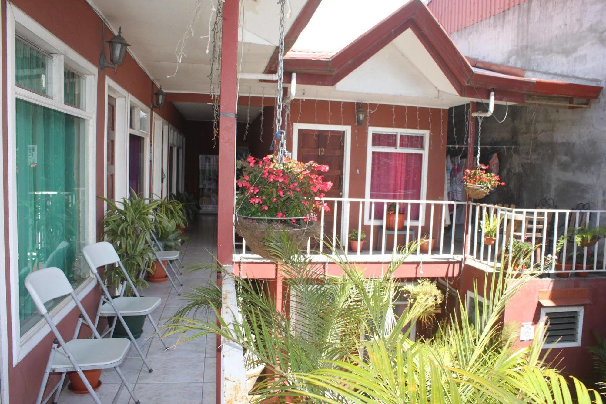 Hotel & Hostel Sloth Backpackers Monteverde Kültér fotó